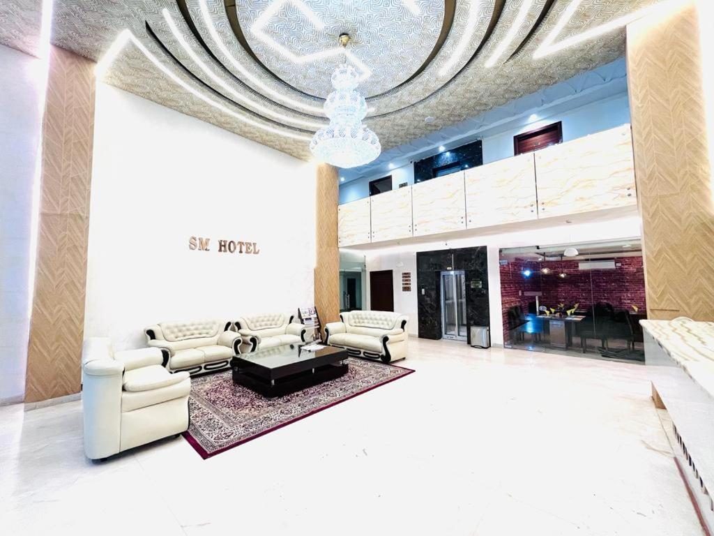 Hotel Rainbow International Shamshabad 4*