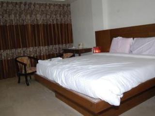 Hotel Rainbow International Shamshabad