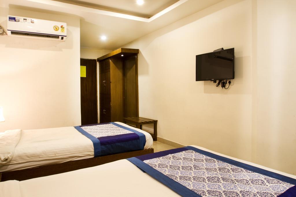 Hotel Rainbow International Shamshabad