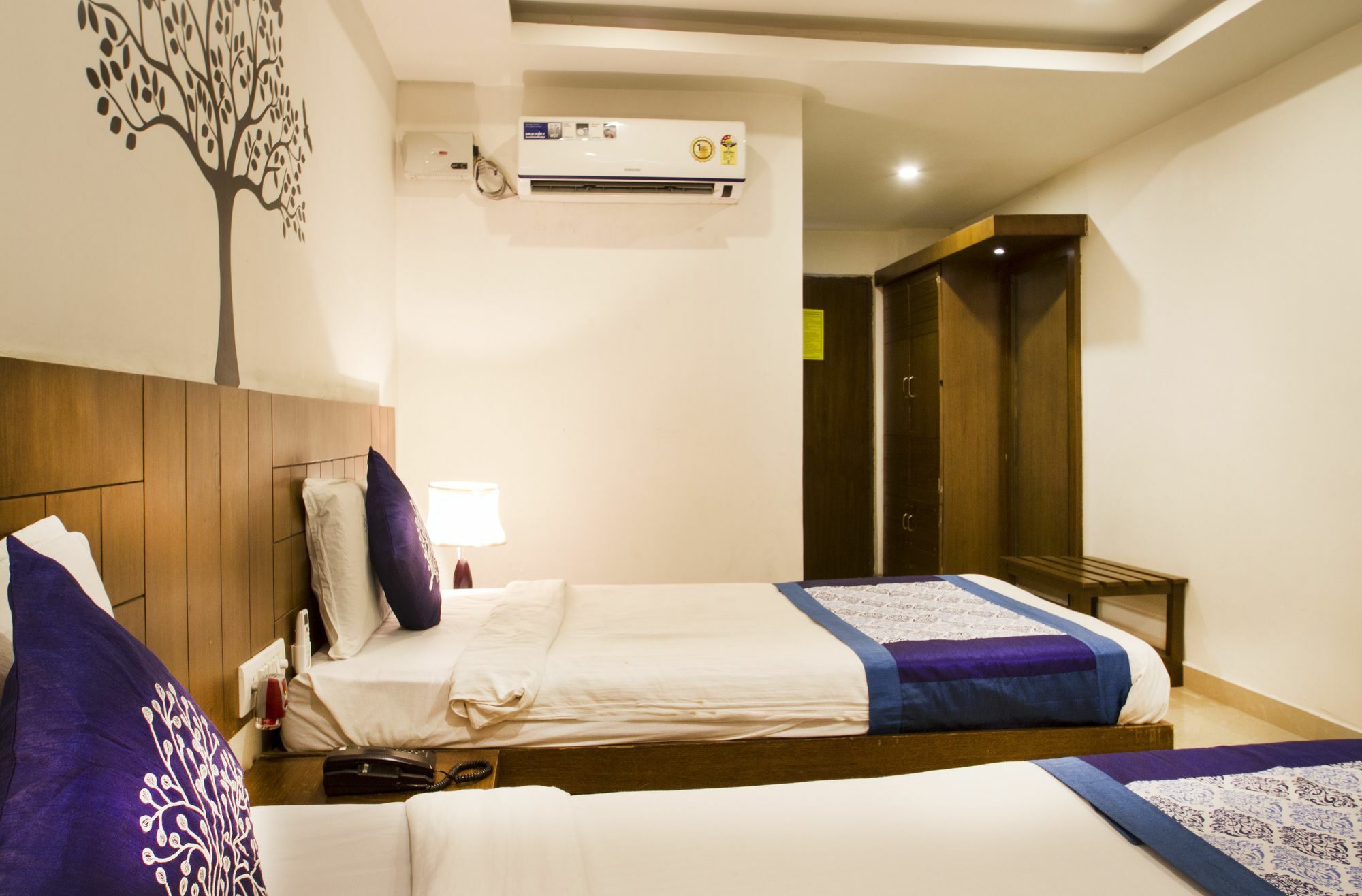 Hotel Rainbow International Shamshabad 4*