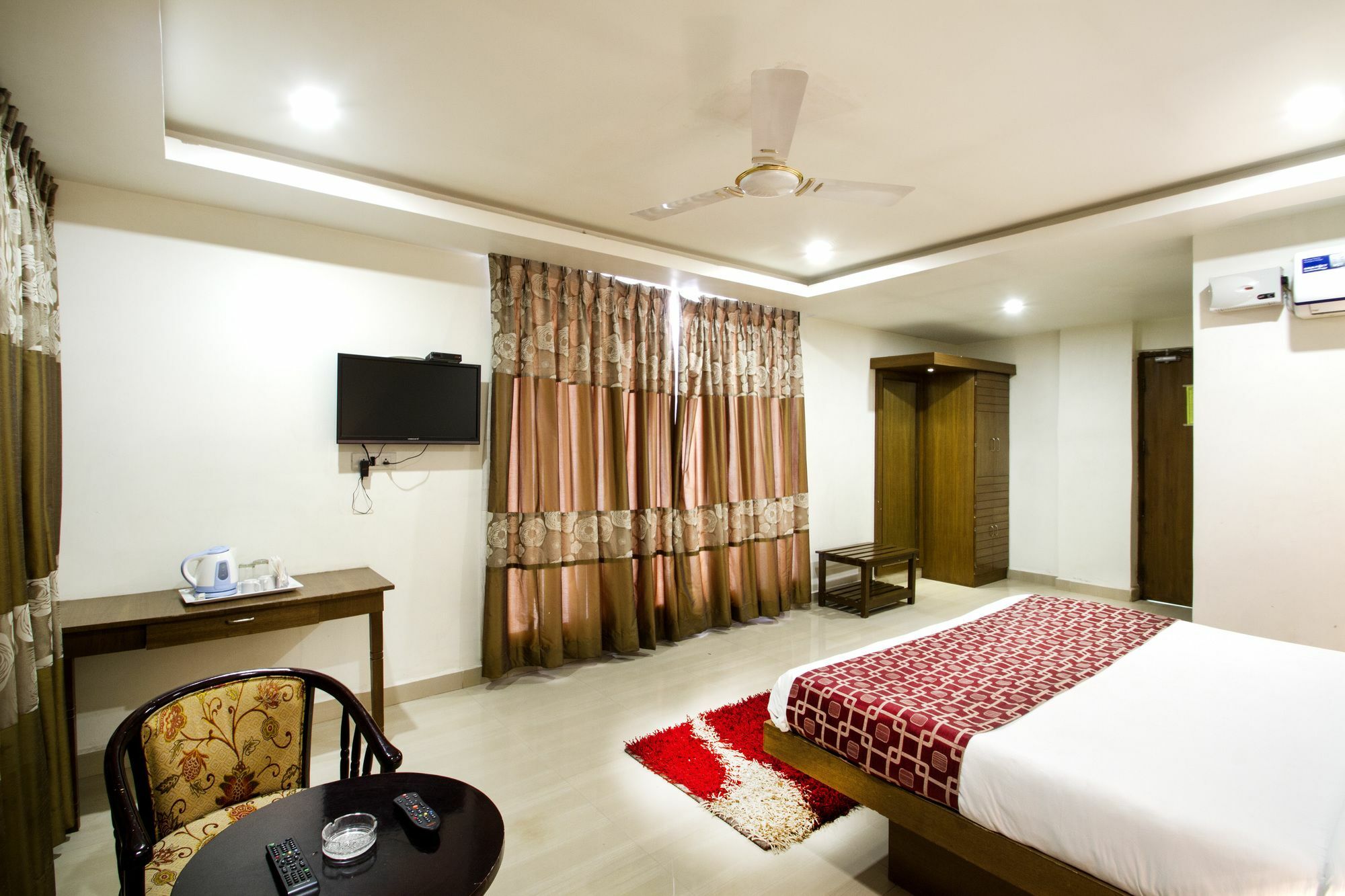 Rainbow International Shamshabad Hotel 4*